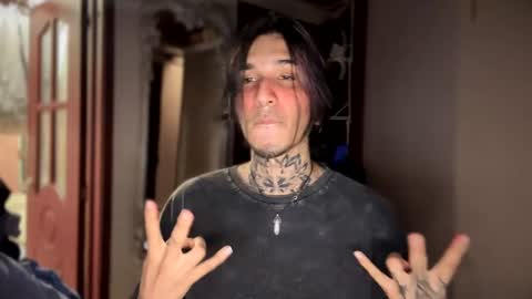   online show from January 7, 12:37 pm