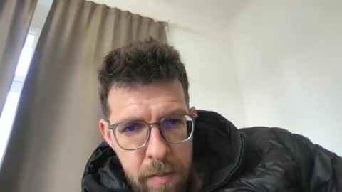 martinmagic467657 online show from March 27, 7:34 am