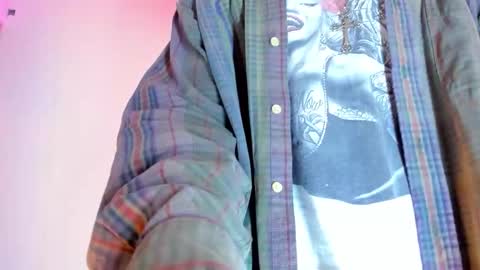 MARSHALL LEE online show from February 16, 7:01 pm