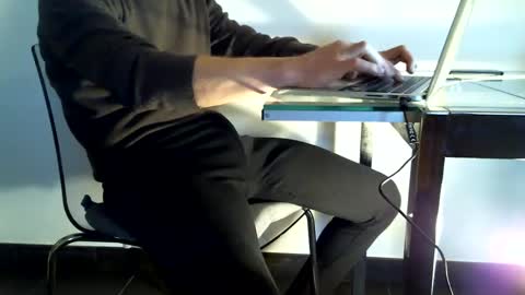 Mask07 online show from December 11, 2:39 pm