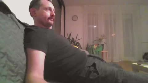 Nikola online show from April 21, 9:21 pm