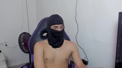 master_boy28 online show from December 11, 6:06 am