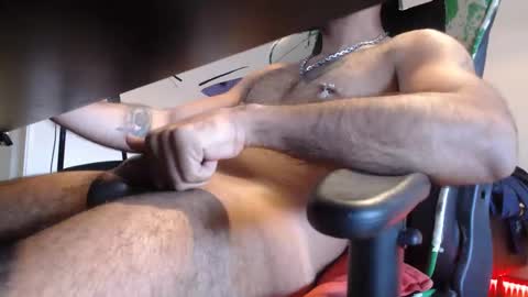 Snapshot of mastervan69 chatting on September 25, 8:57 am Master Van online show from September 25, 8:57 am