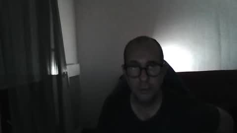 Snapshot of mat11efou chatting on October 24, 2:13 am mat11efou online show from October 24, 2:13 am