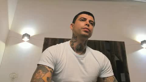 mateo_dilucajs1 online show from November 20, 10:03 am