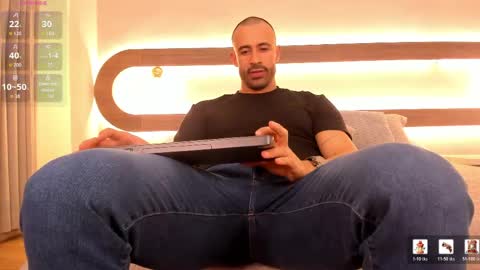 Mateo online show from April 11, 7:50 pm