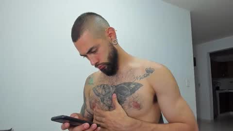 Matheus     online show from October 25, 10:55 pm