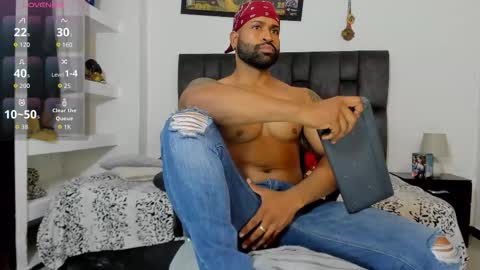 matt rodriguez92 online show from November 22, 7:46 pm