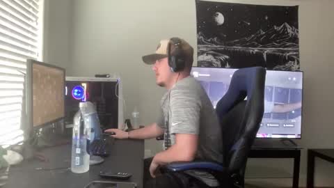 MattDawg13 online show from March 25, 9:52 pm