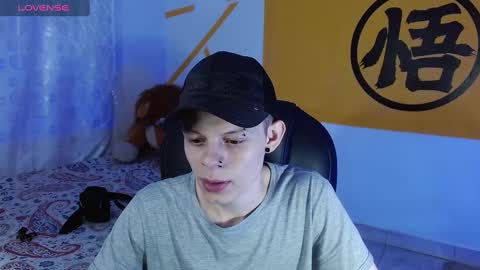 MatthewBoy online show from December 5, 4:31 am