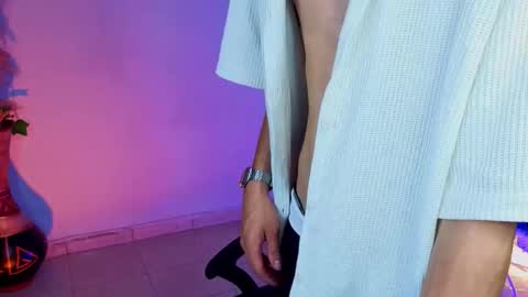 mattias     online show from December 15, 1:46 am