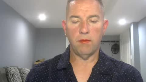 mattlikestoplay online show from June 18, 4:34 pm