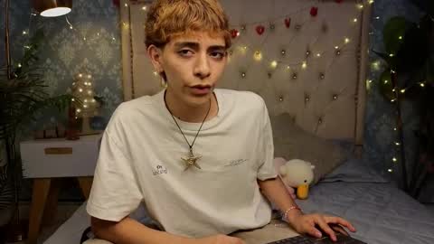 matty_spark online show from December 14, 3:08 pm