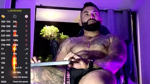 max__prada online show from February 1, 2:10 am