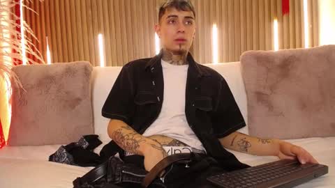 Max online show from February 14, 1:17 pm