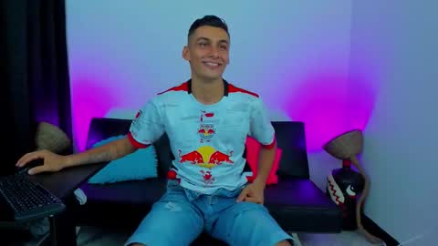 MAX     online show from February 6, 7:49 am