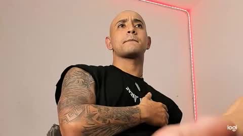 Maximo online show from January 9, 9:03 am