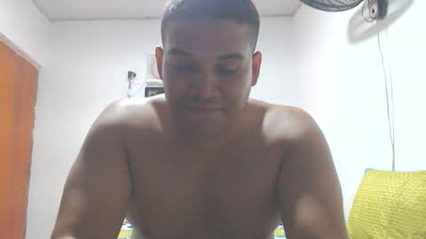 maximo08_dlim online show from June 7, 4:52 am