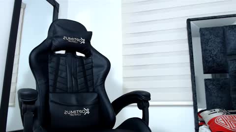 Maximo Sebastian online show from February 10, 1:57 am