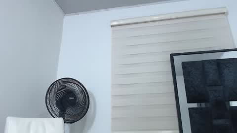 Maximo Sebastian online show from December 25, 12:16 am