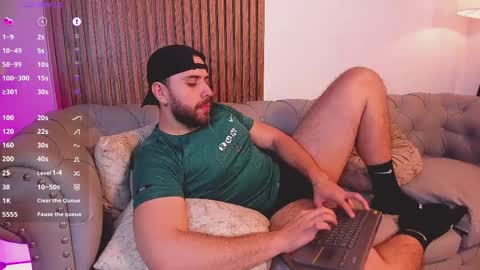 Maximo Wolf online show from April 9, 8:37 pm