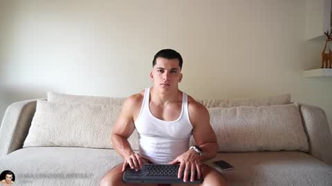 Sebastian online show from December 18, 9:22 pm