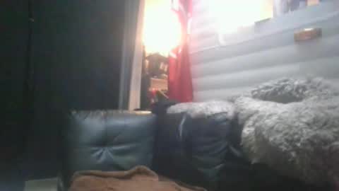 Max online show from November 3, 9:16 pm