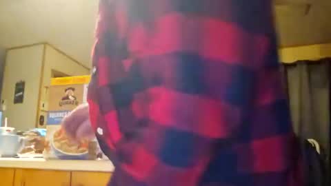 Max online show from February 24, 6:05 am