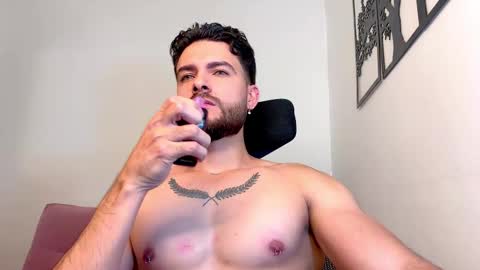 Maxi online show from February 21, 2:39 am