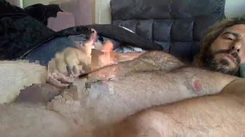 Snapshot of mazl0w chatting on December 10, 2:24 am mazl0w online show from December 10, 2:24 am