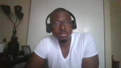 Mark online show from March 3, 10:49 pm