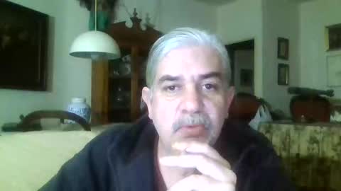 Manu online show from January 3, 6:14 pm