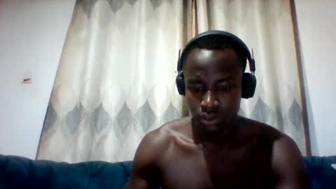 mclntz_bbc online show from December 14, 1:56 am