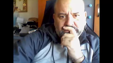 Snapshot of mcp7 chatting on October 27, 9:11 am mcp7 online show from October 27, 9:11 am