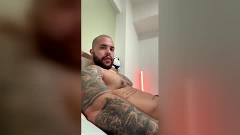 filippoae online show from January 18, 6:10 pm