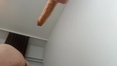 meheriuk68 online show from March 4, 6:04 pm