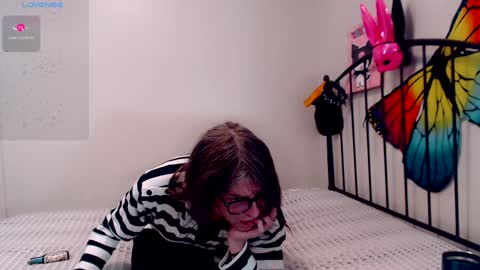 Snow Hobot online show from December 9, 8:22 am