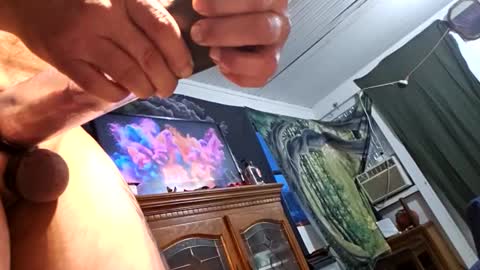 meme698402 online show from April 3, 11:56 pm