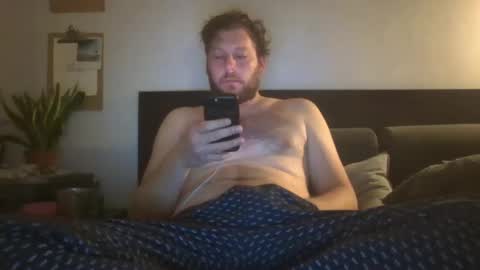 memo20cm online show from February 27, 9:14 pm