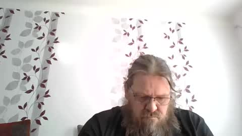 ask me online show from April 6, 8:37 am