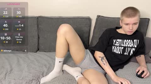 Arthur online show from November 19, 7:47 pm