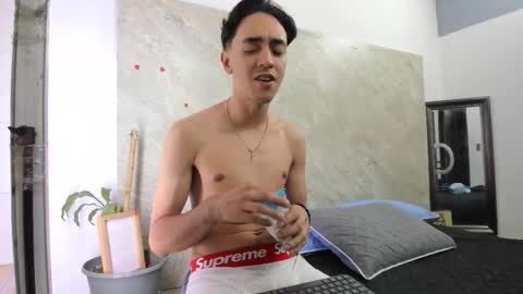 mick_lollipopp online show from February 20, 6:53 pm