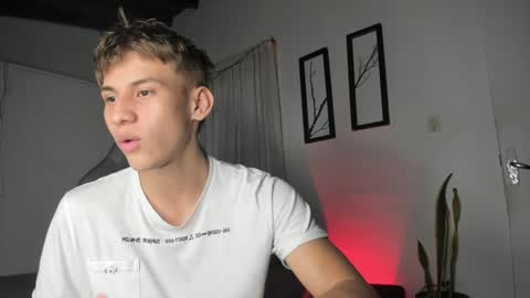 Miguel Hernandez online show from February 7, 2:29 am