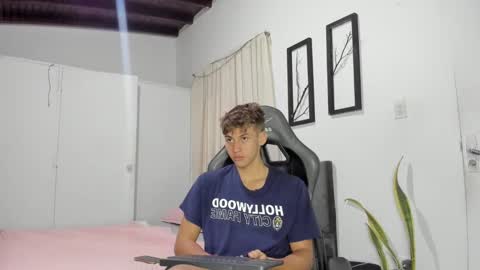 Miguel Hernandez online show from January 16, 11:48 am