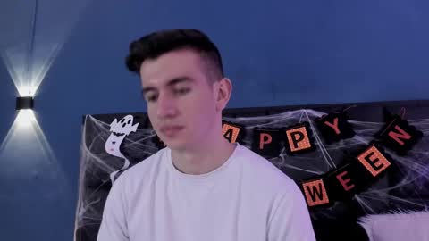 mikael online show from October 25, 5:20 am