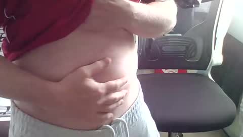 mike454084 online show from May 14, 5:44 pm