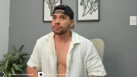 Mike Montoya online show from January 3, 5:39 am