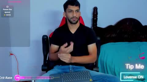 mike_shelby21 online show from December 14, 3:13 am