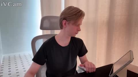 Mike Wazowski online show from May 21, 1:26 pm