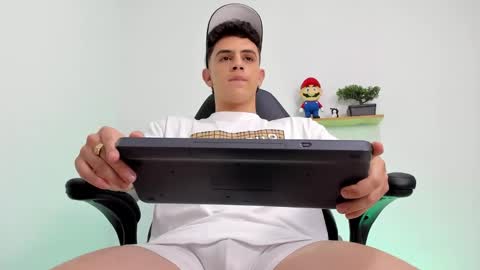 Mike Cooper online show from February 3, 6:40 am